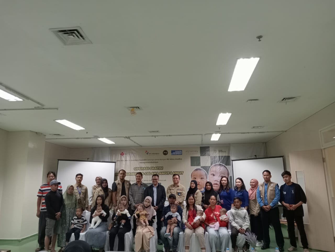 Jurnalis SAA Liput Operasi Gratis Bibir Sumbing dan Celah Langit-langit
