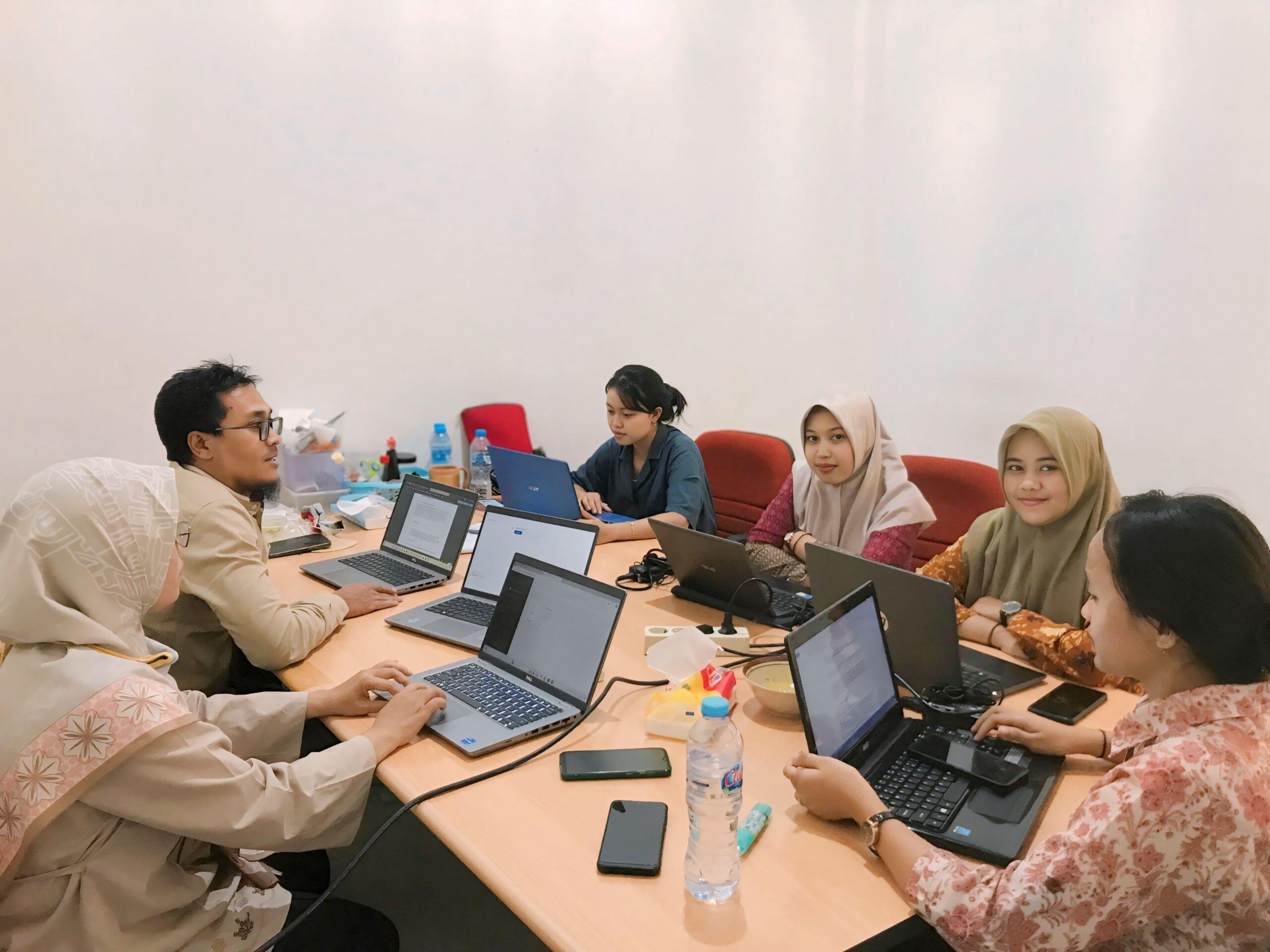 Mahasiswa SAA di Bimbing Meng-Klasifikasi Data Website Oleh Peneliti BRIN